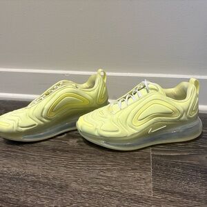 Nike air max 720 SE luminous green